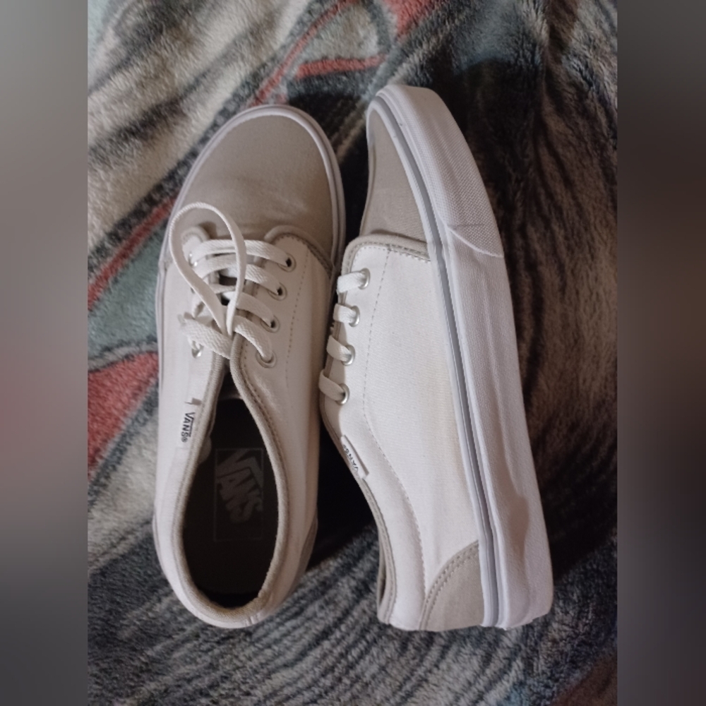Men van's size 8